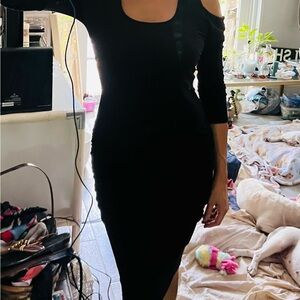 VENUS Black Cold Shoulder Bodycon Dress Like New